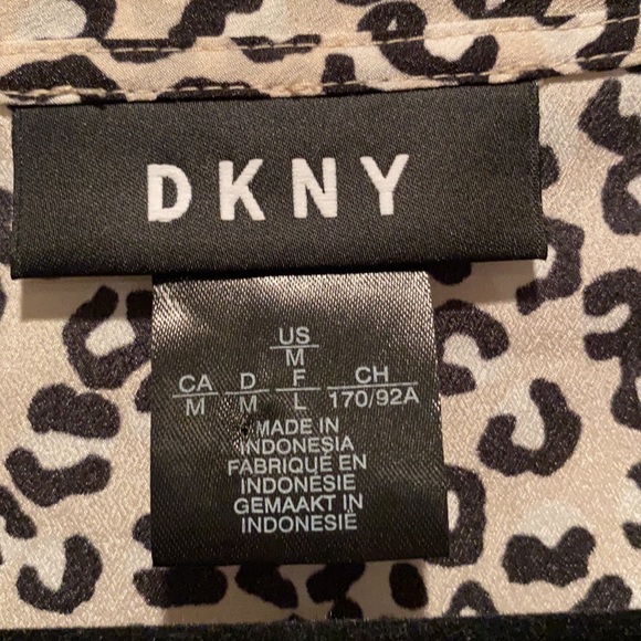 Leopard print top - Picture 2 of 2